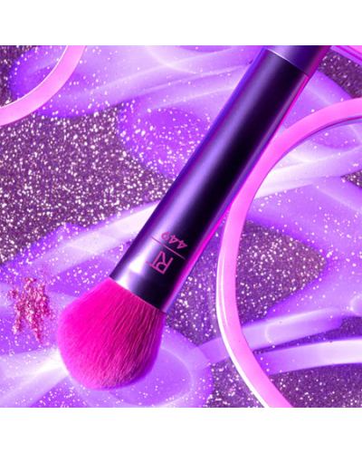 Real Techniques - Afterglow Feeling Flushed Blush Brush